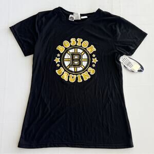 New BOSTON BRUINS NHL Graphic Logo Short Sleeve Chase T-Shirt Women’s SIZE M